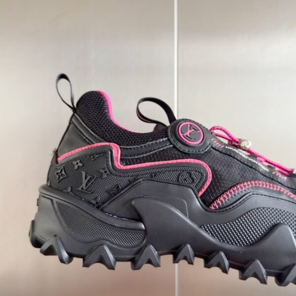 Louis Vuitton Run Women Black Pink