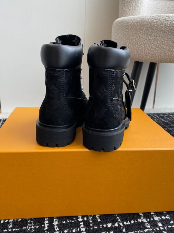 Louis Vuitton x Timberland Boots 24ss Black Logo