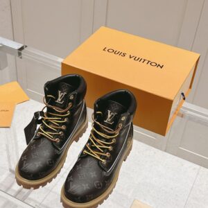 Louis Vuitton x Timberland Boots Black