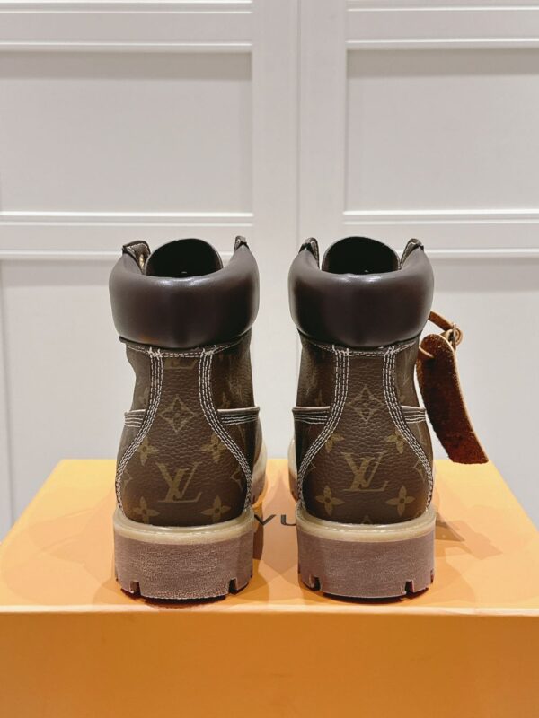 Louis Vuitton x Timberland Boots Brown