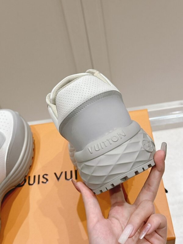 Louis Vuitton RUN AWAY White Grey