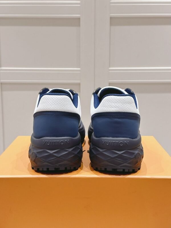 Louis Vuitton RUN AWAY White Blue