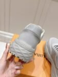 Louis Vuitton RUN AWAY Grey