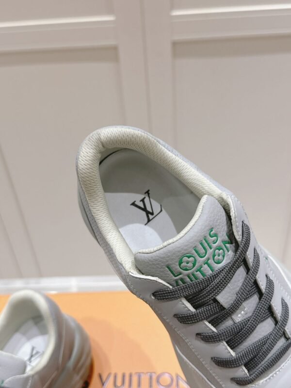 Louis Vuitton RUN AWAY Grey