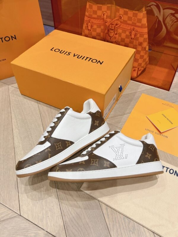 Louis Vuitton Men White Dark Brown  Leather