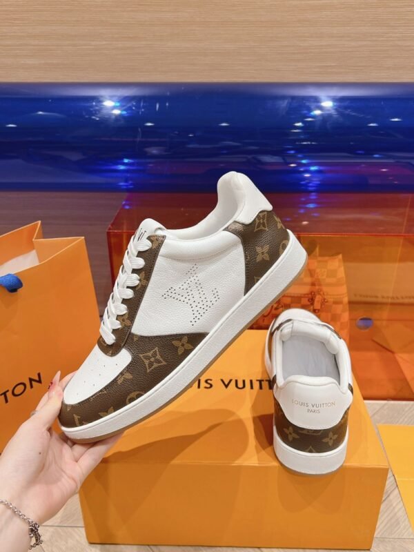 Louis Vuitton Men White Dark Brown  Leather