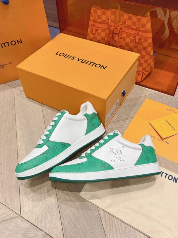 Louis Vuitton Men White Green  Leather