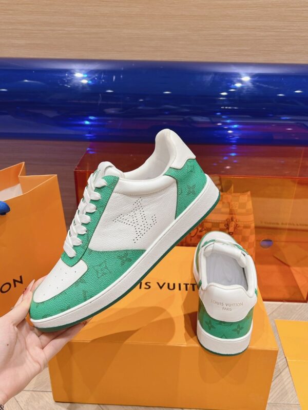 Louis Vuitton Men White Green  Leather