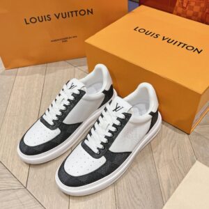 Louis Vuitton Men White Black