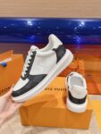 Louis Vuitton Men White Black