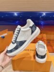 Louis Vuitton Men White Blue