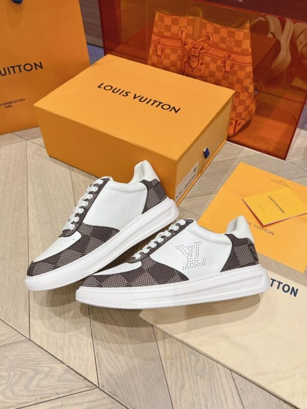 Louis Vuitton Men White Dark Brown