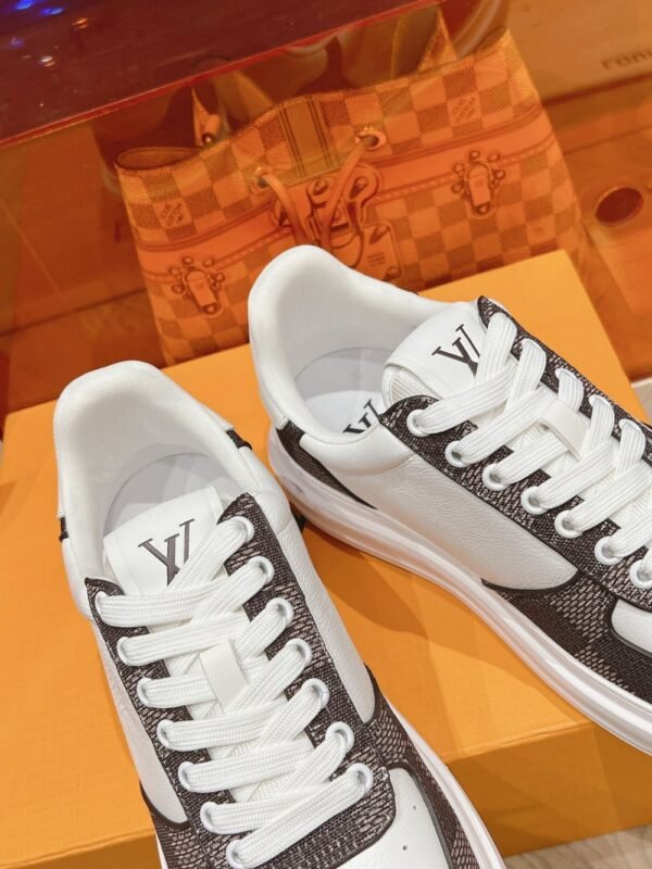 Louis Vuitton Men White Dark Brown