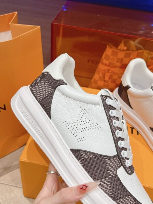 Louis Vuitton Men White Dark Brown