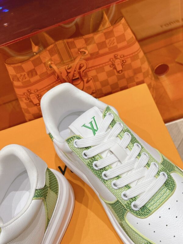 Louis Vuitton Men White Green