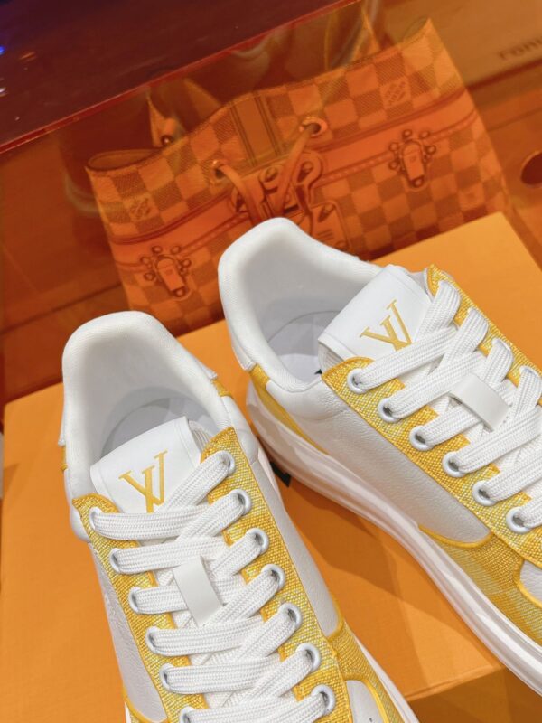 Louis Vuitton Men White Yellow