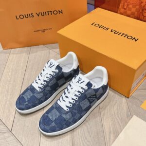 Louis Vuitton Men Dark Blue