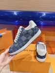 Louis Vuitton Men Dark Blue