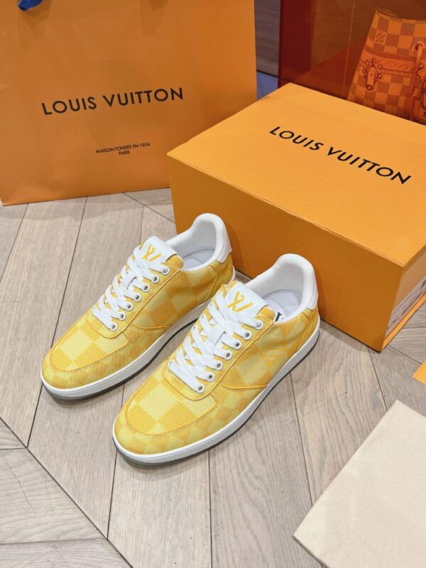 Louis Vuitton Men Yellow
