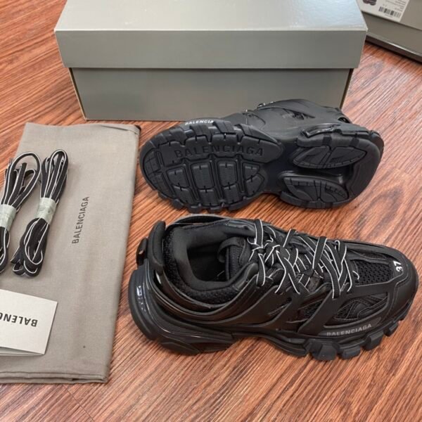 Balenciaga Track 3.0 Black