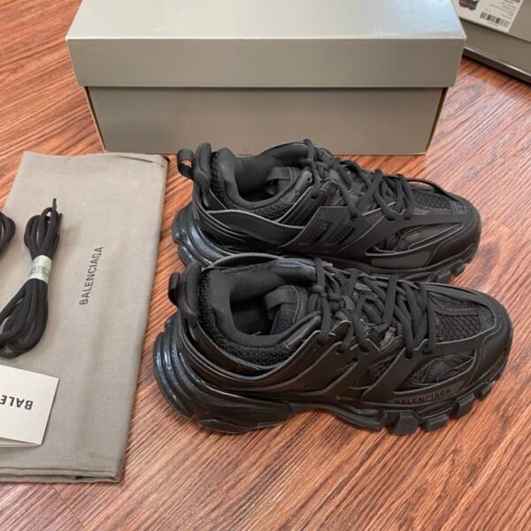 Balenciaga Track 3.0 Black