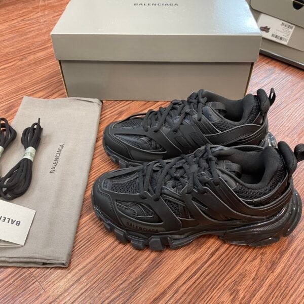 Balenciaga Track 3.0 Black