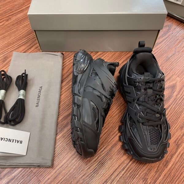 Balenciaga Track 3.0 Black
