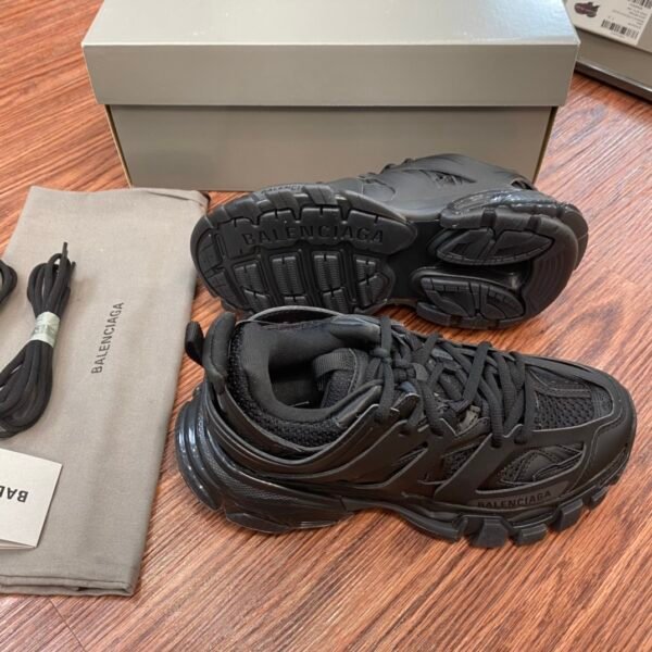Balenciaga Track 3.0 Black