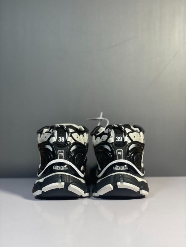 Balenciaga Runner Black White