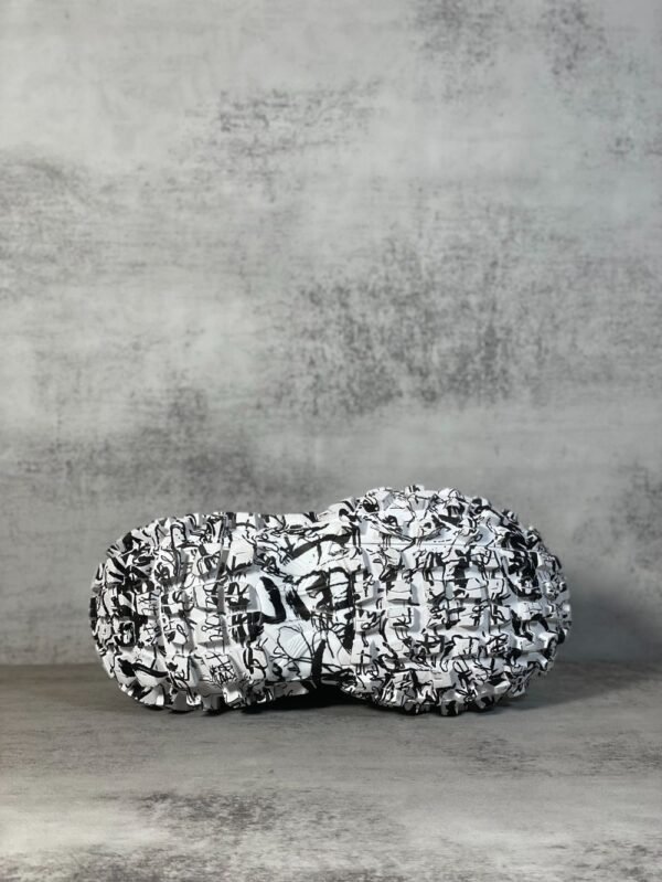 Balenciaga Bouncer White Hammer