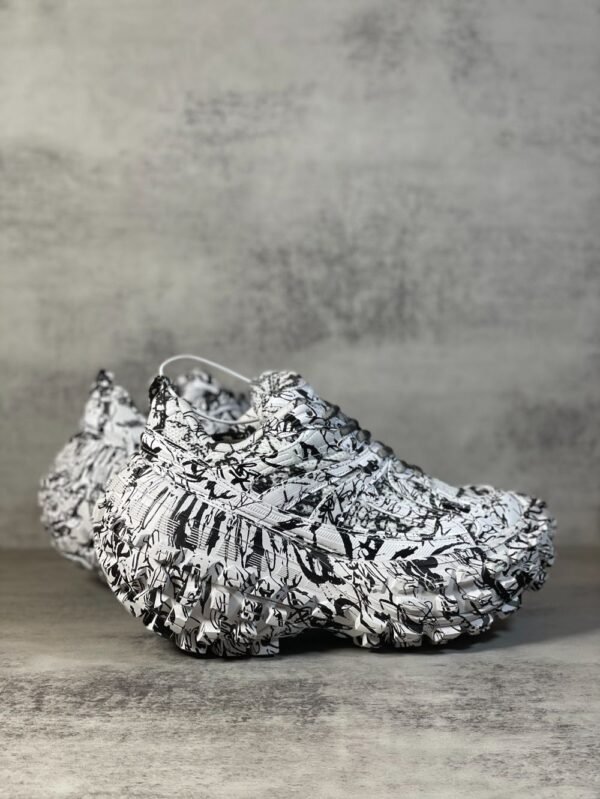 Balenciaga Bouncer White Hammer