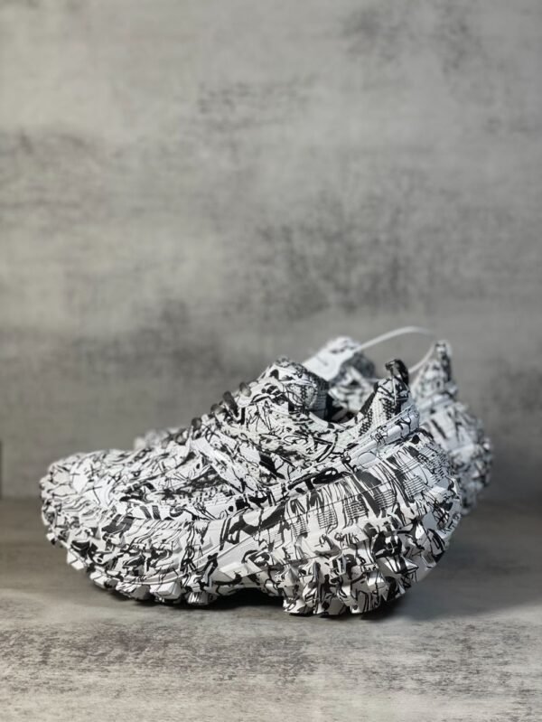 Balenciaga Bouncer White Hammer