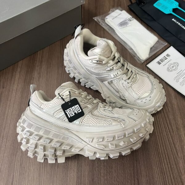 Balenciaga Bouncer Khaki