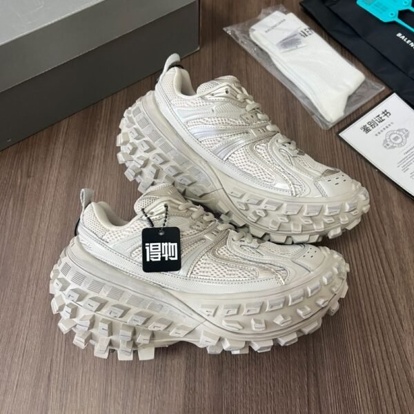 Balenciaga Bouncer Khaki
