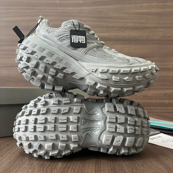 Balenciaga Bouncer Grey