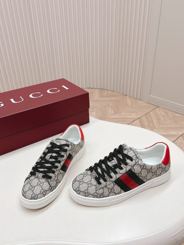 Gucci Sneaker Old Logo
