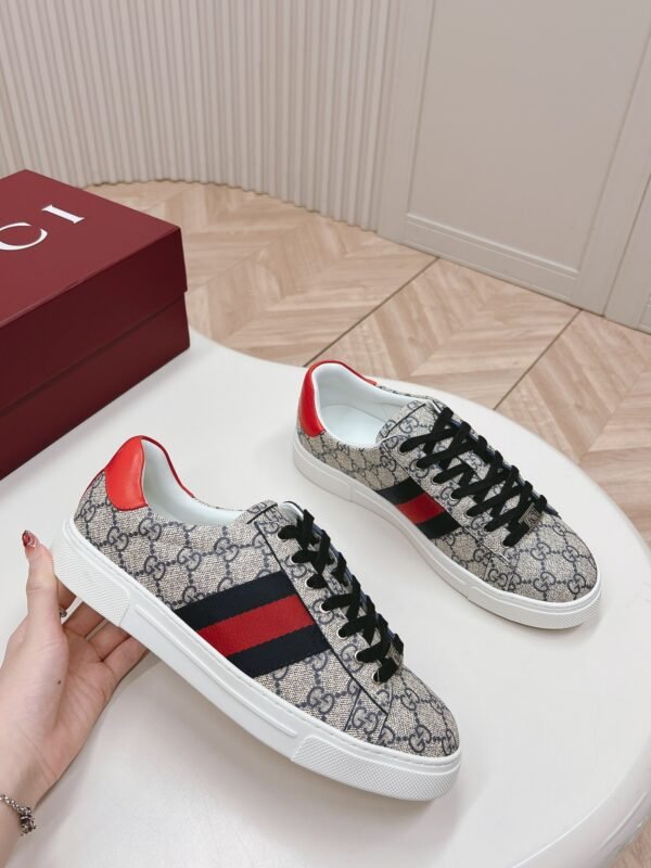Gucci Sneaker Old Logo
