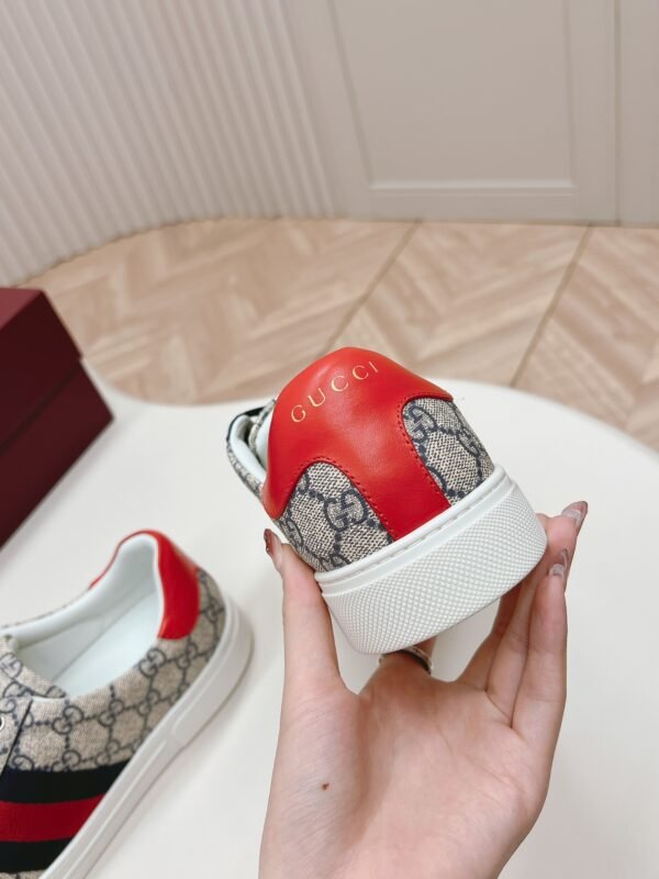 Gucci Sneaker Old Logo