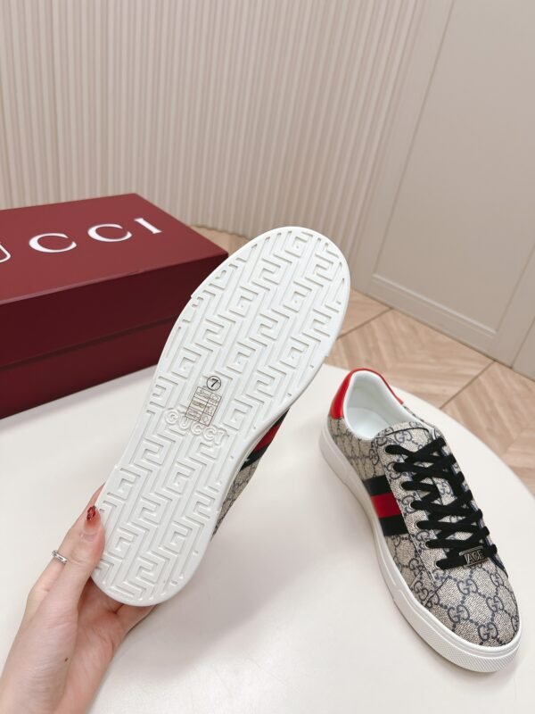 Gucci Sneaker Old Logo