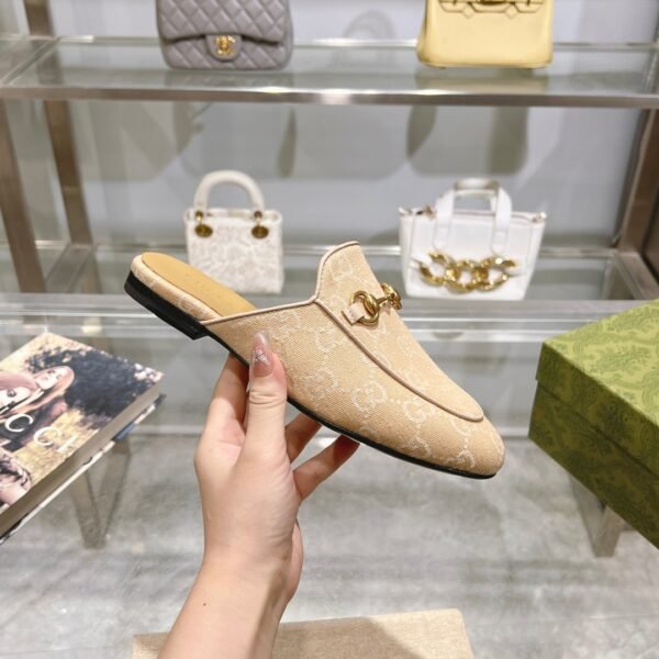Gucci Loafer Old Logo Khaki Slippers