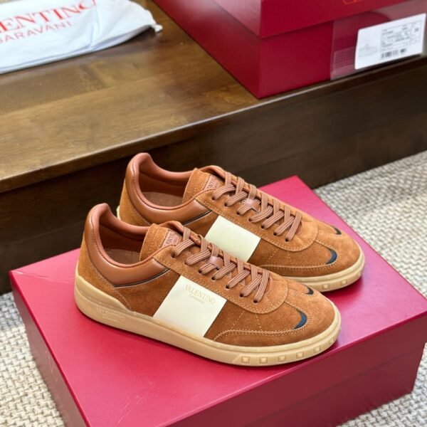 Valentino GAT Brown White