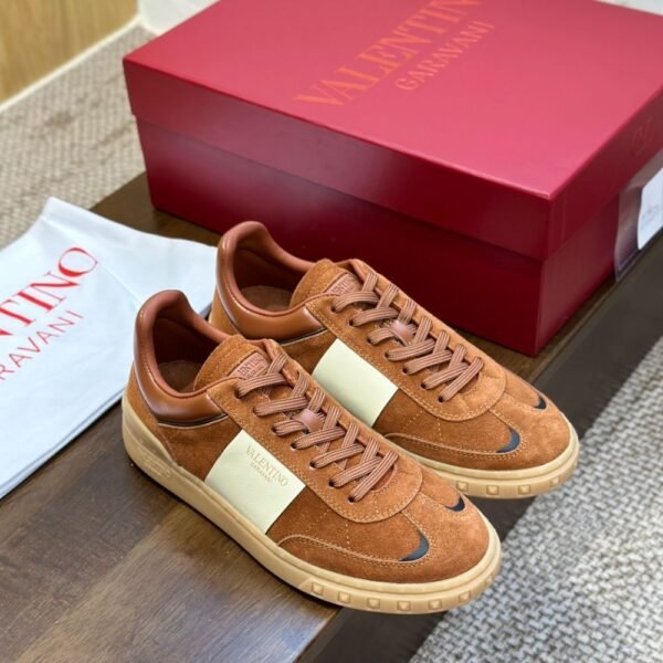 Valentino GAT Brown White