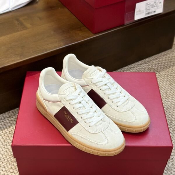 Valentino GAT White Brown