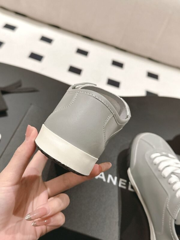Chanel 22ss  Sneakers Grey