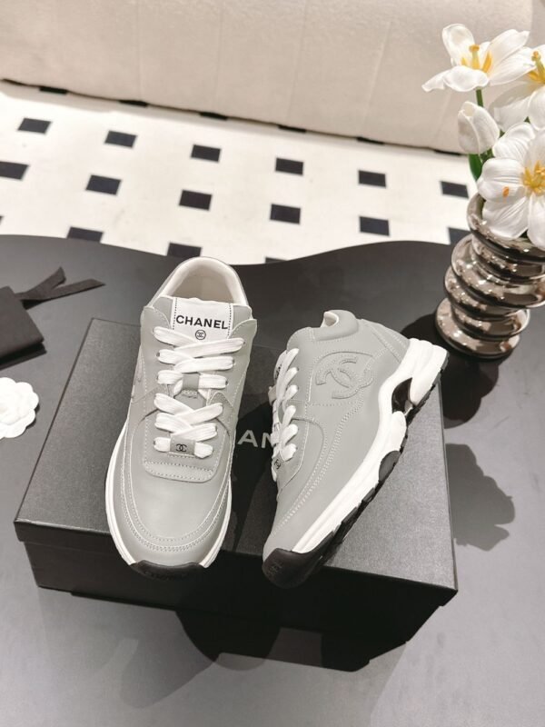 Chanel 22ss Sneakers Grey