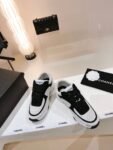 Chanel 22ss Sneakers Black and White