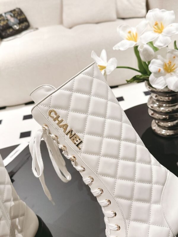 Chanel 24ss  Long Boots White