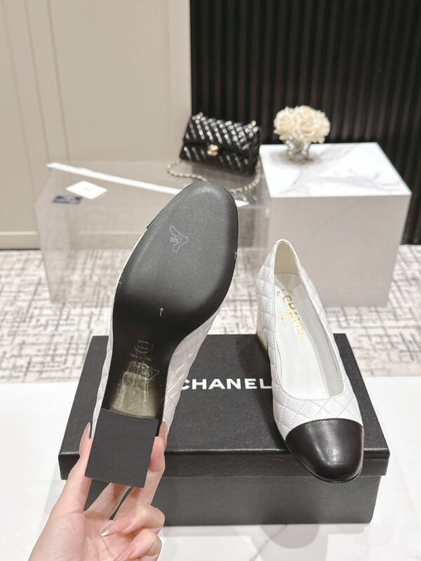 Chanel 24ss  Leather White