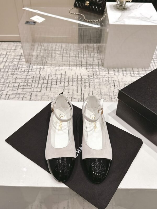 Chanel 24ss Grey Black