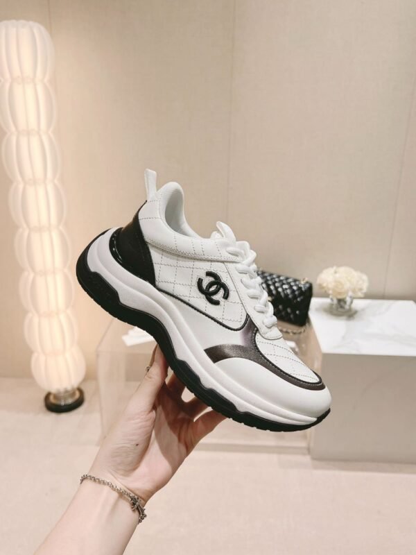 Chanel 24ss Sneaker women White Black